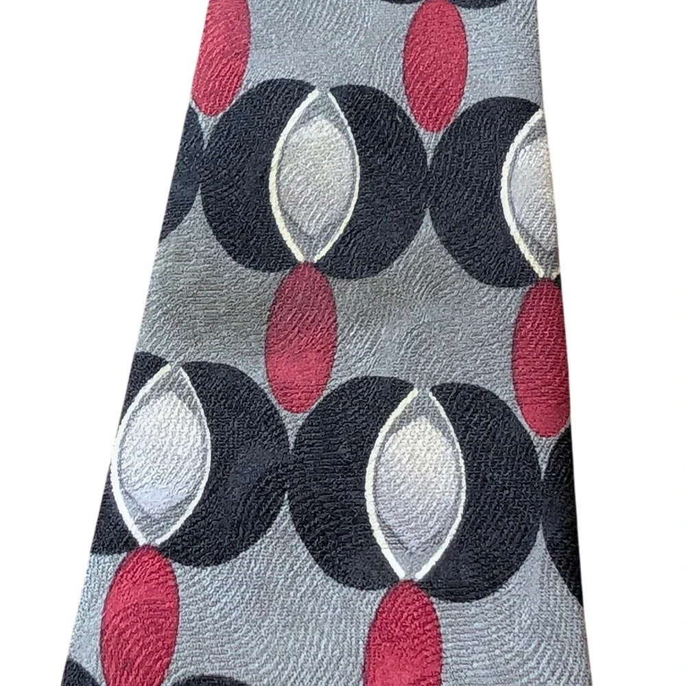 JT Beckett Geometric Silk‎ Tie Grey Black Red Italian Silk Necktie L57.5